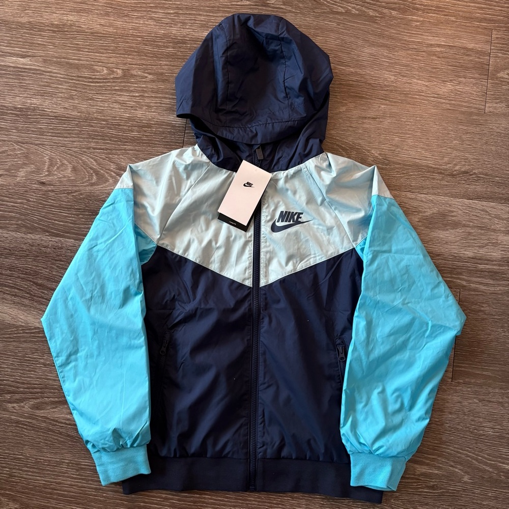 Nike Kids Windrunner Jacket Size Medium